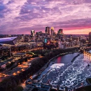 Meet your Posher, Corey